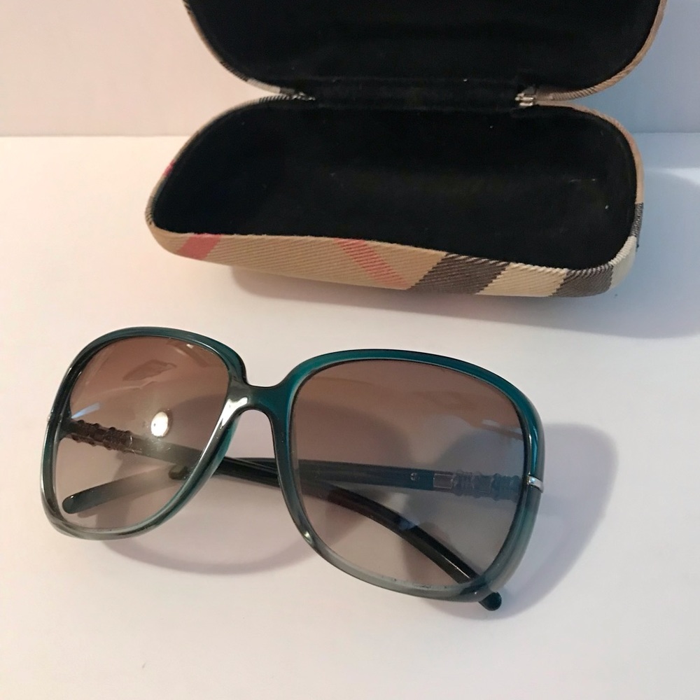 AUTHENTIC BURBERRY  WOMEN SUNGLASSES